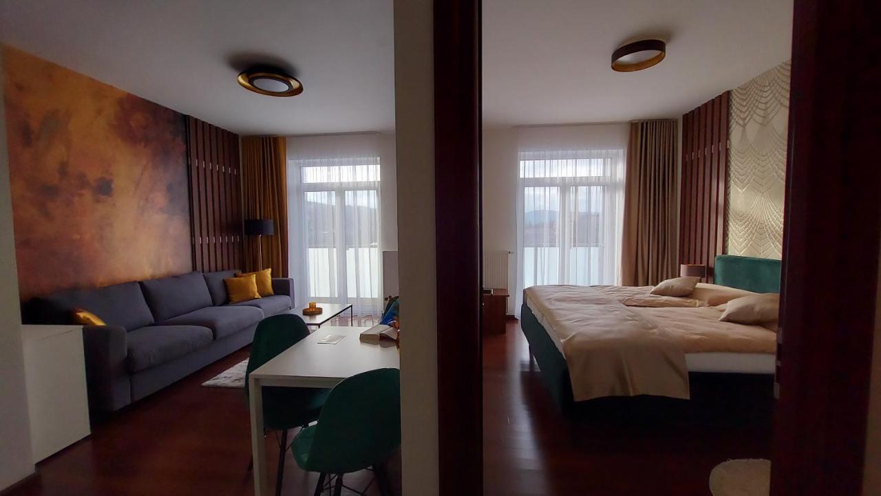 קרלובי וארי Apartment Moser 1303 מראה חיצוני תמונה