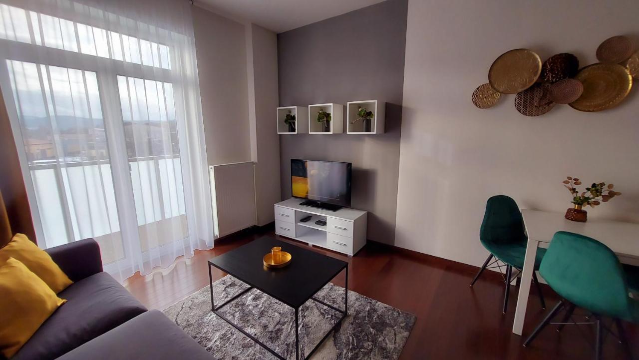 קרלובי וארי Apartment Moser 1303 מראה חיצוני תמונה