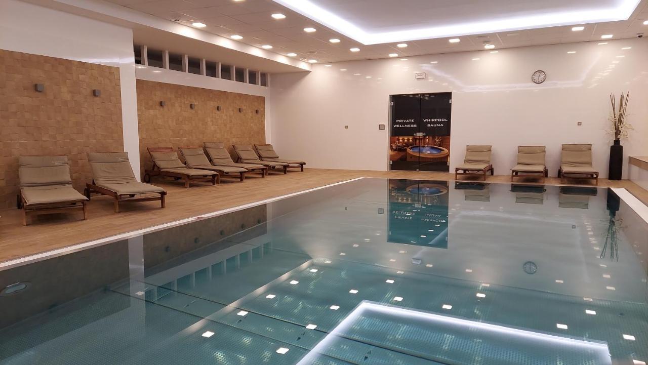 קרלובי וארי Apartment Moser 1303 מראה חיצוני תמונה